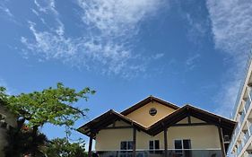 Pousada Rota do Sol Bombinhas suítes com café e sem limpeza diaria